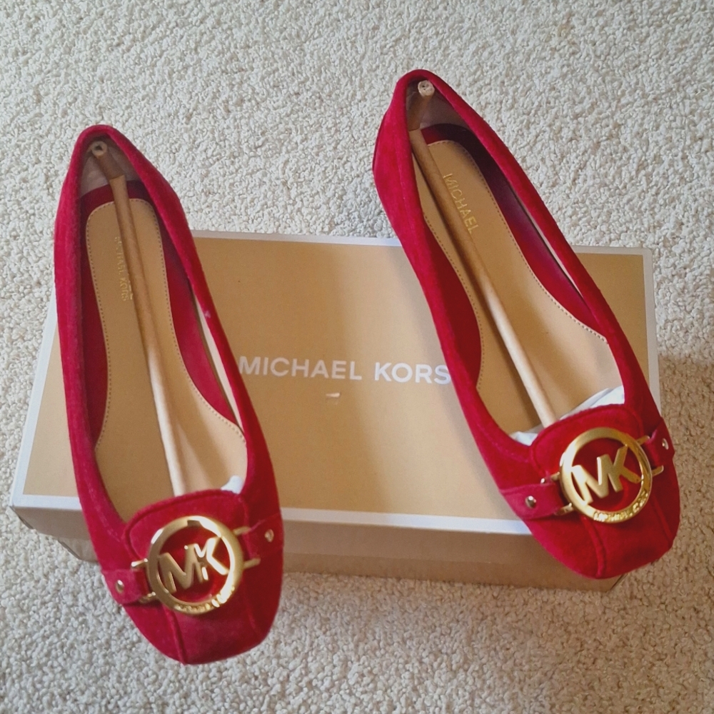 MICHAEL KORS red flats